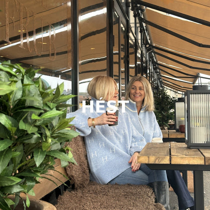 Hést
