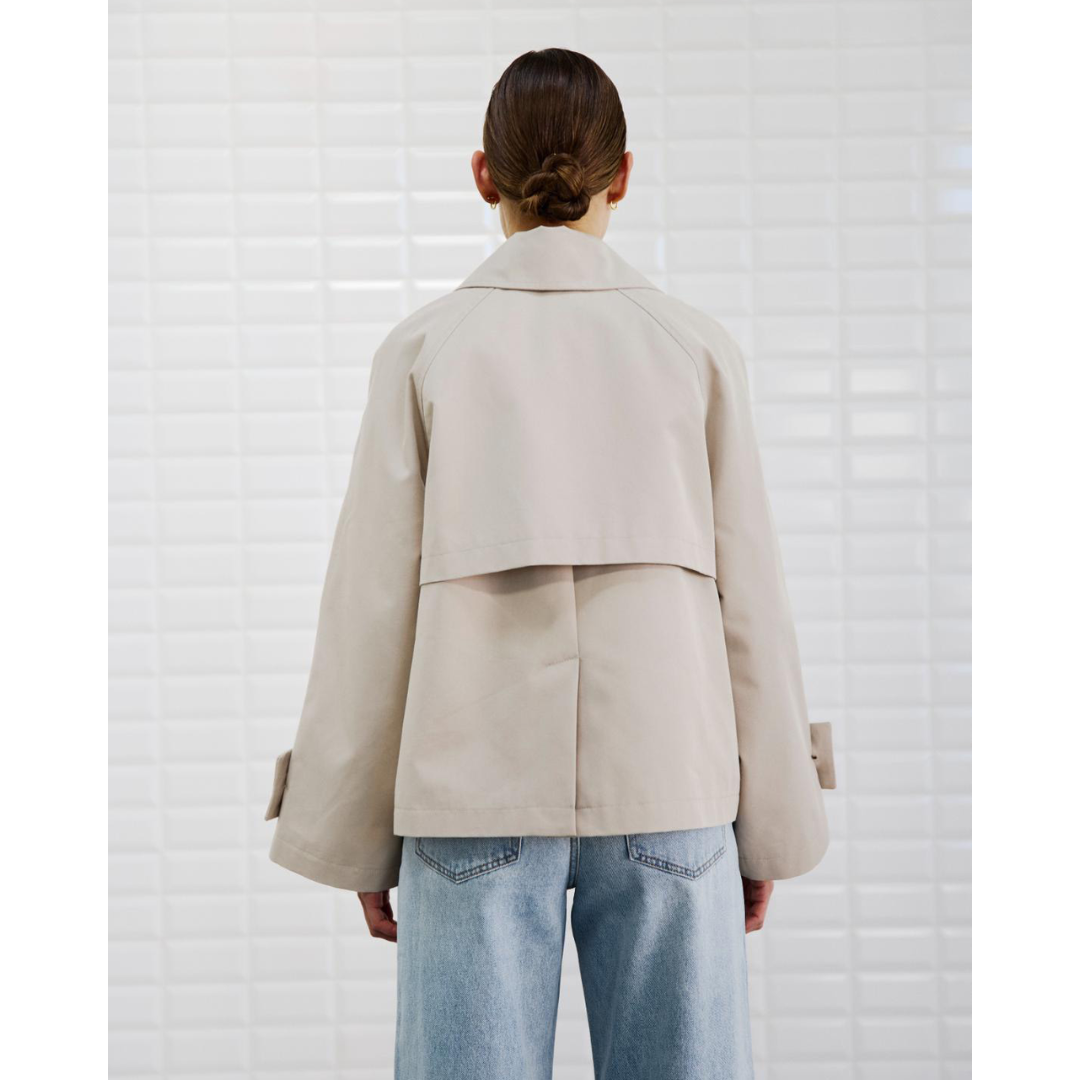 WithBlack WBLJIMBERLY Short Trench Coat Frakke - Light Sand - Butik VIVI