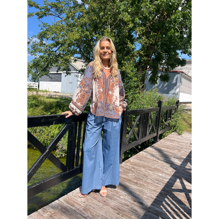 Black Colour BCINDIGO blouse - Blue