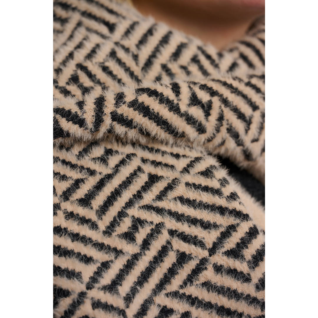Rino & Pelle Leah strikket tørklæde - Sand Graphic